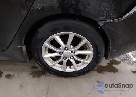 2016 Mitsubishi Lancer Es z USA, uszkodzony, nr VIN JA32U2FU3GU005102